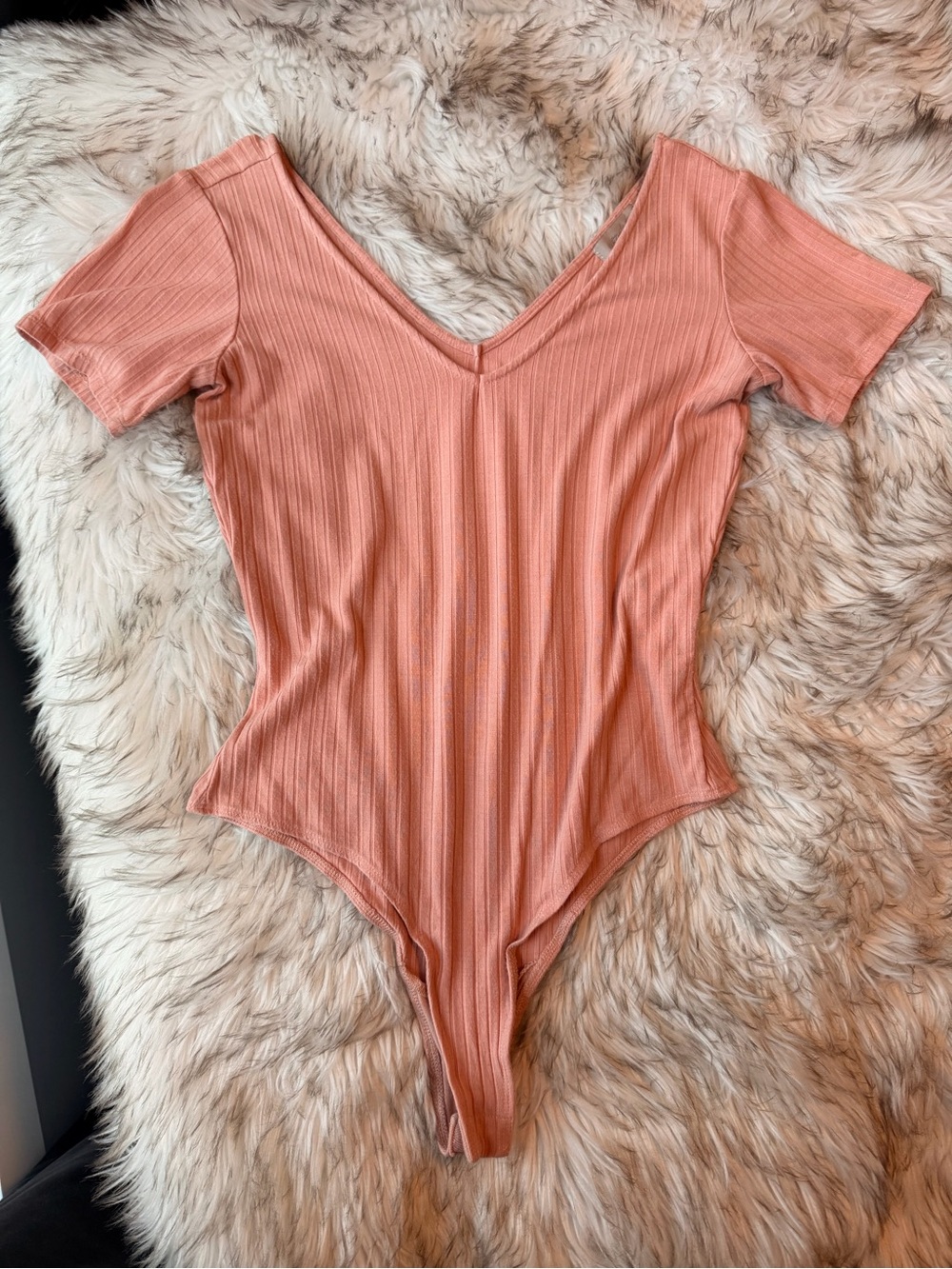 Wonderly Ribbed V-Neck Short Sleeve Bodysuit Peach